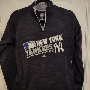 Majestic New York Yankees Quarter Zip Womens